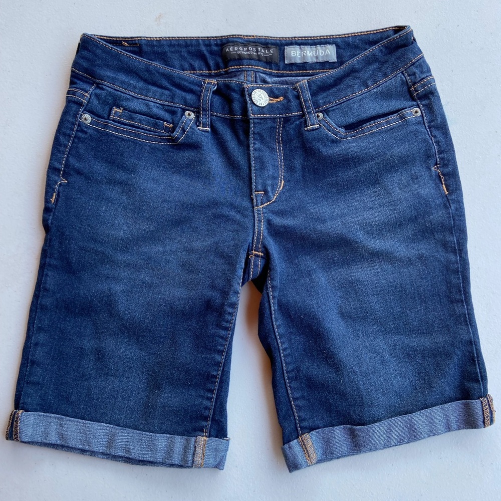 Aeropostale blue low waisted jean shorts size 00